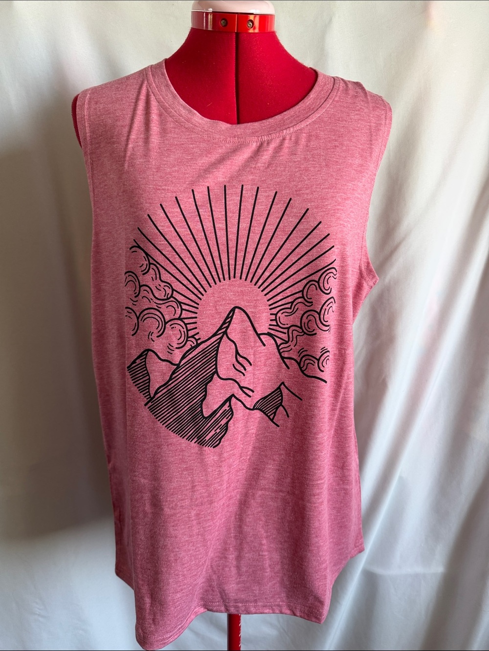 Women's Pink Graphic Mountain Tank Top